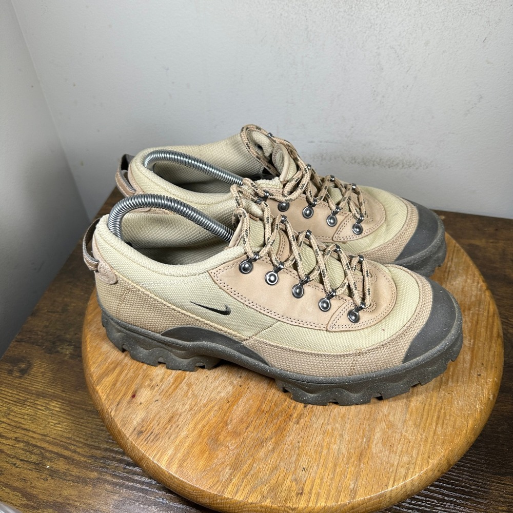 Nike Lahar Low Fossil Stone Womens Hiking Shoes DD0060-200 Size 10